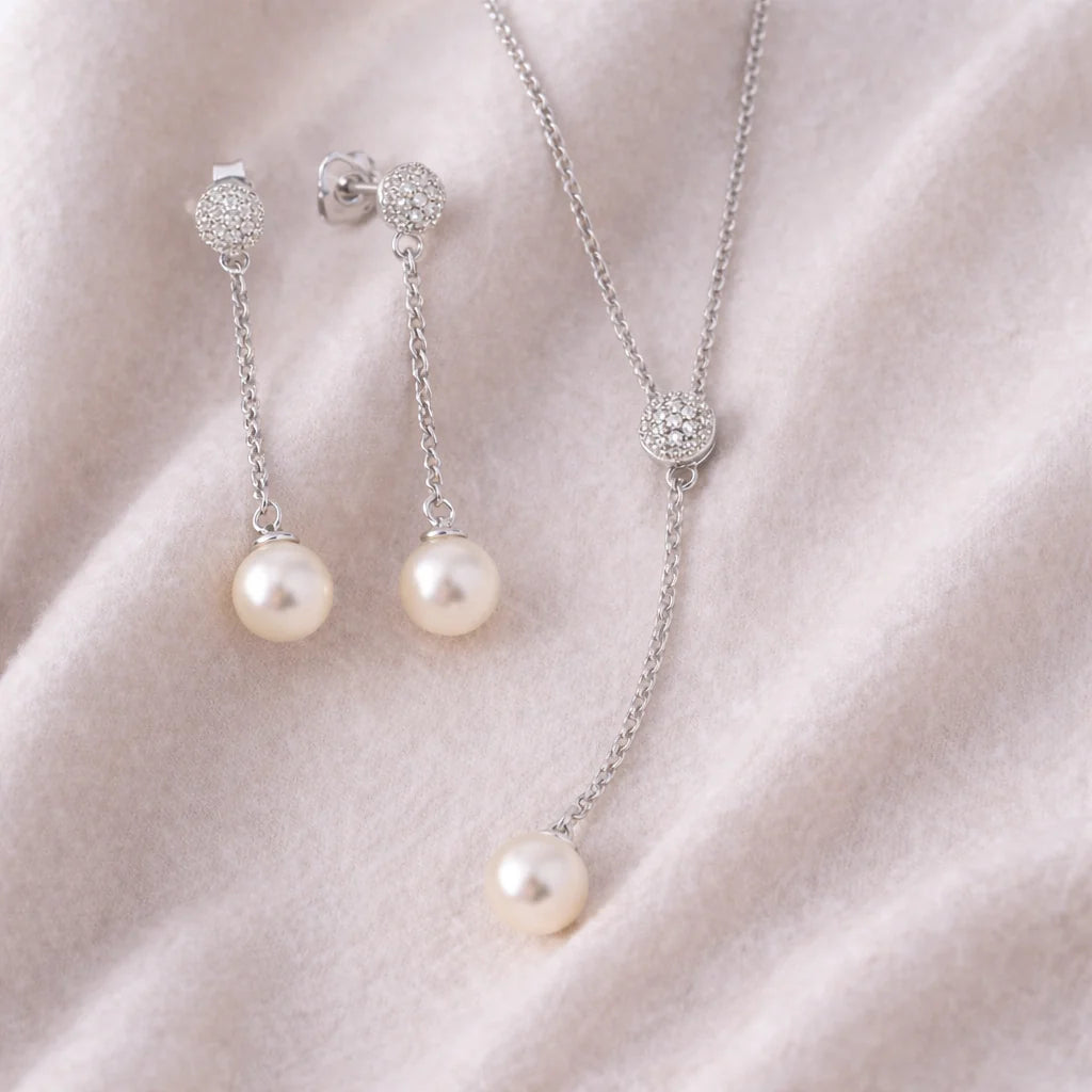 (54324) Boucles d'oreilles puces avec perle d'eau douce 6-6,5 mm et 38 zirconias Argent sterling 925/000